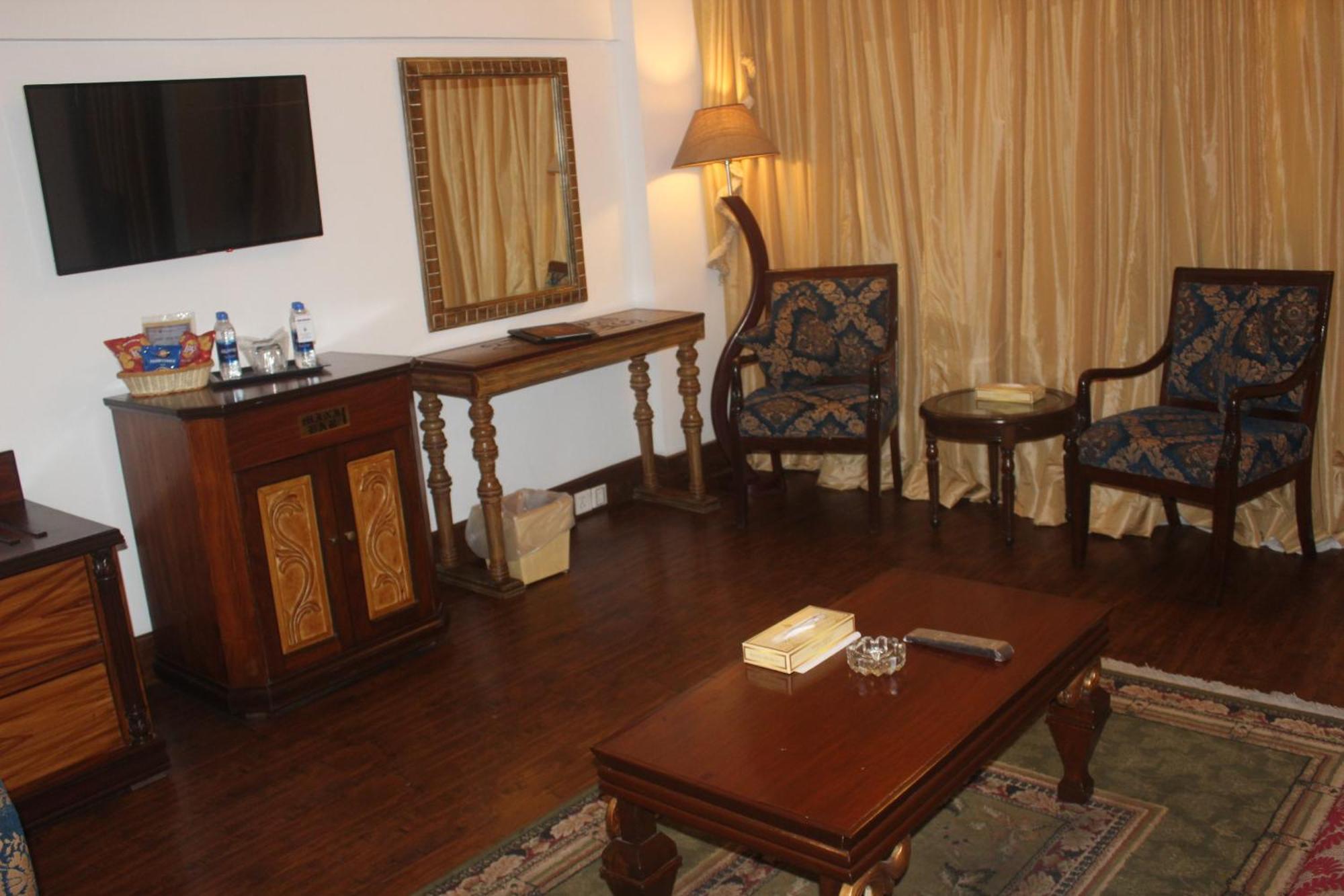Mehran Hotel Karachi Bagian luar foto