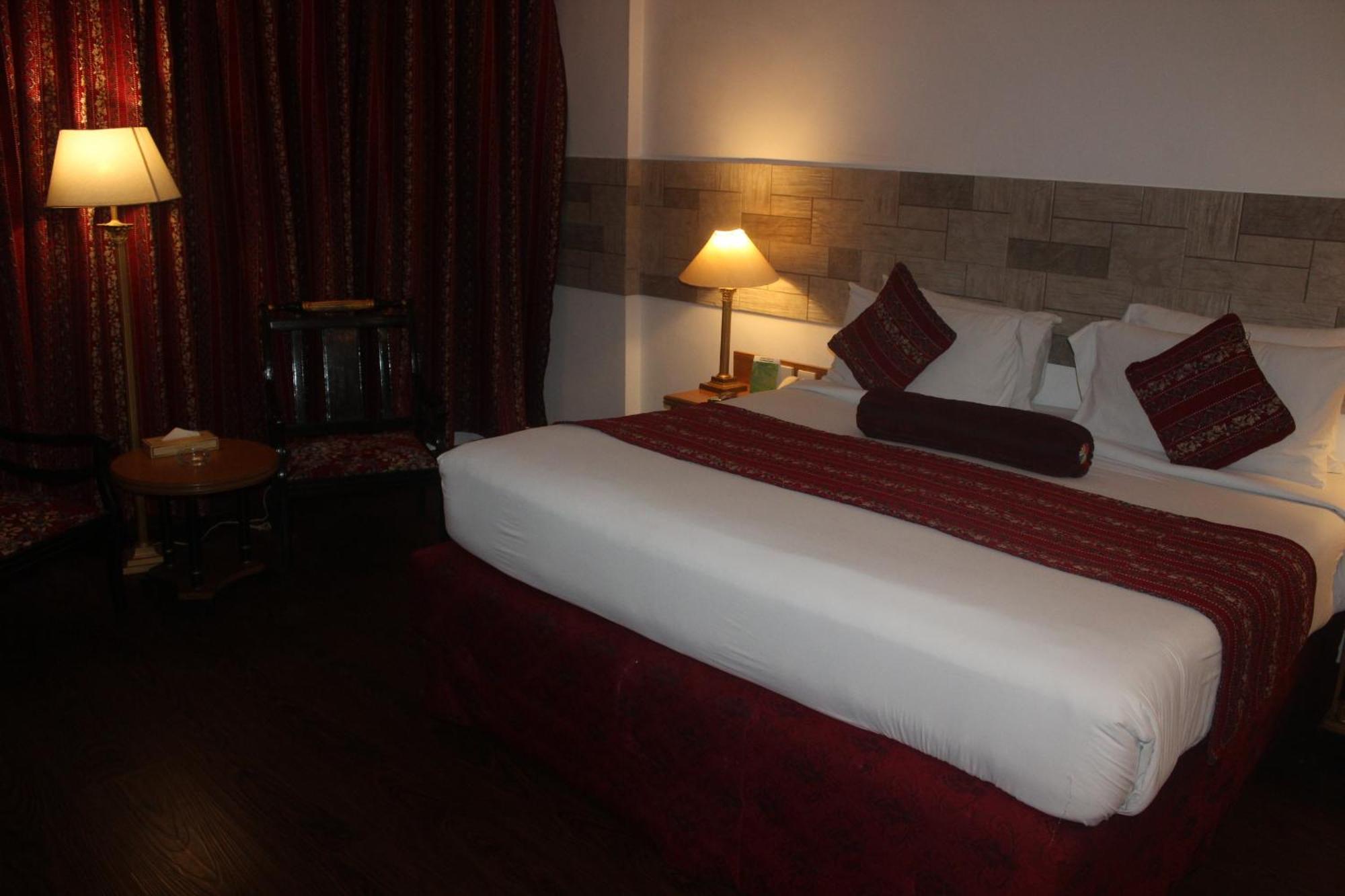 Mehran Hotel Karachi Bagian luar foto