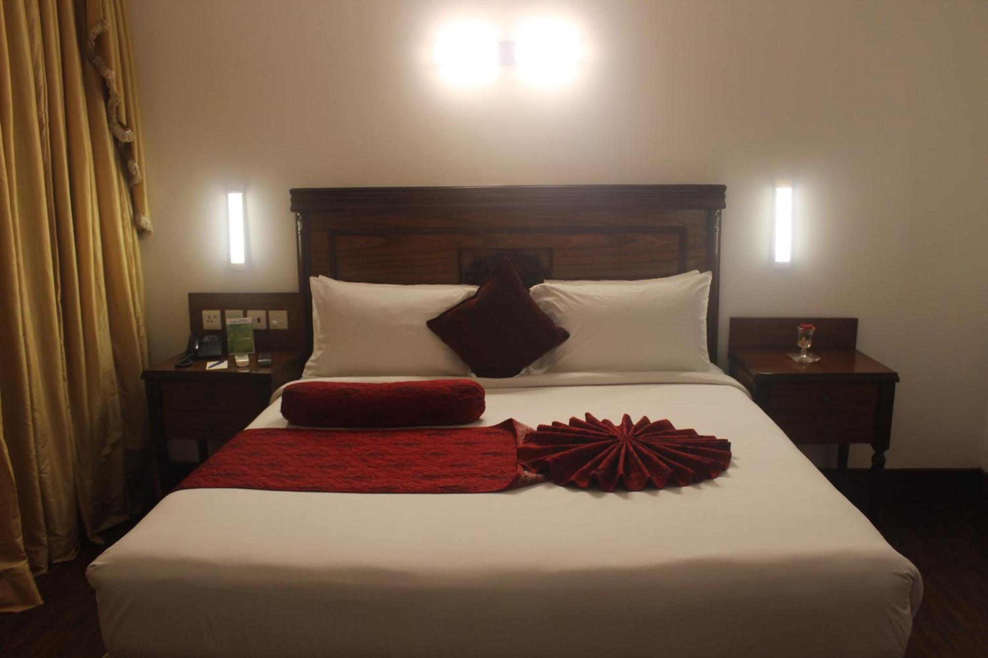 Mehran Hotel Karachi Bagian luar foto